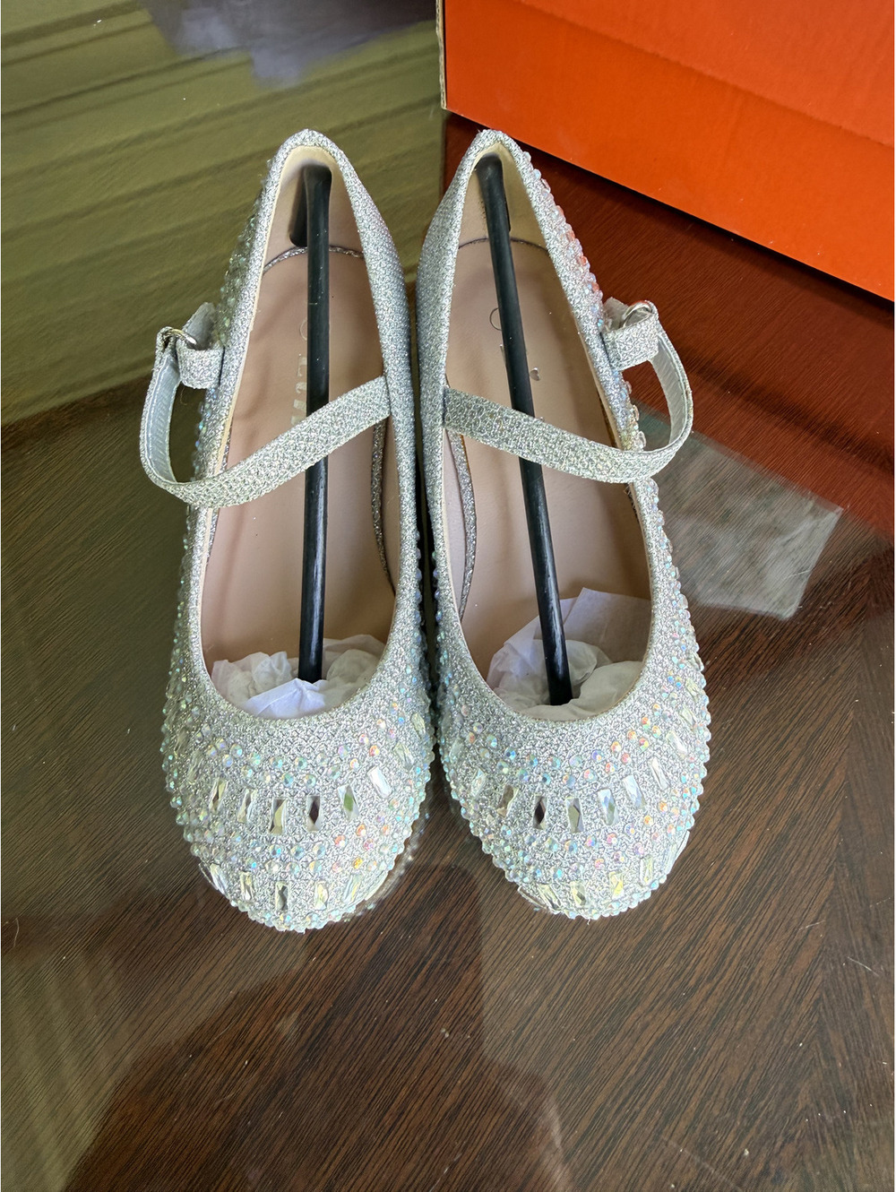 Link Cassie Girls Rhinestone heal dress shoes fancy delicate stunning kid size 8